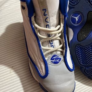 Jordan Pro Strong size 13c